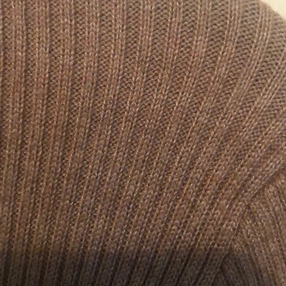 Sweater - Picture 4 of 4